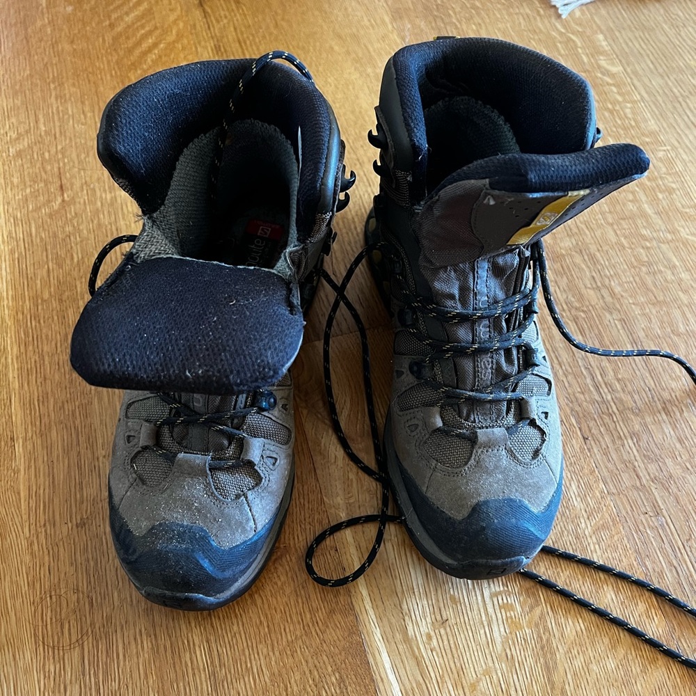 Salomon Contagrip trail running and hiking boots
